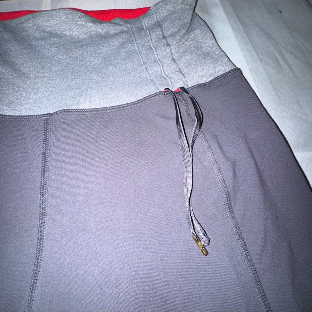 Lululemon Vintage Capri - Picture 2 of 3